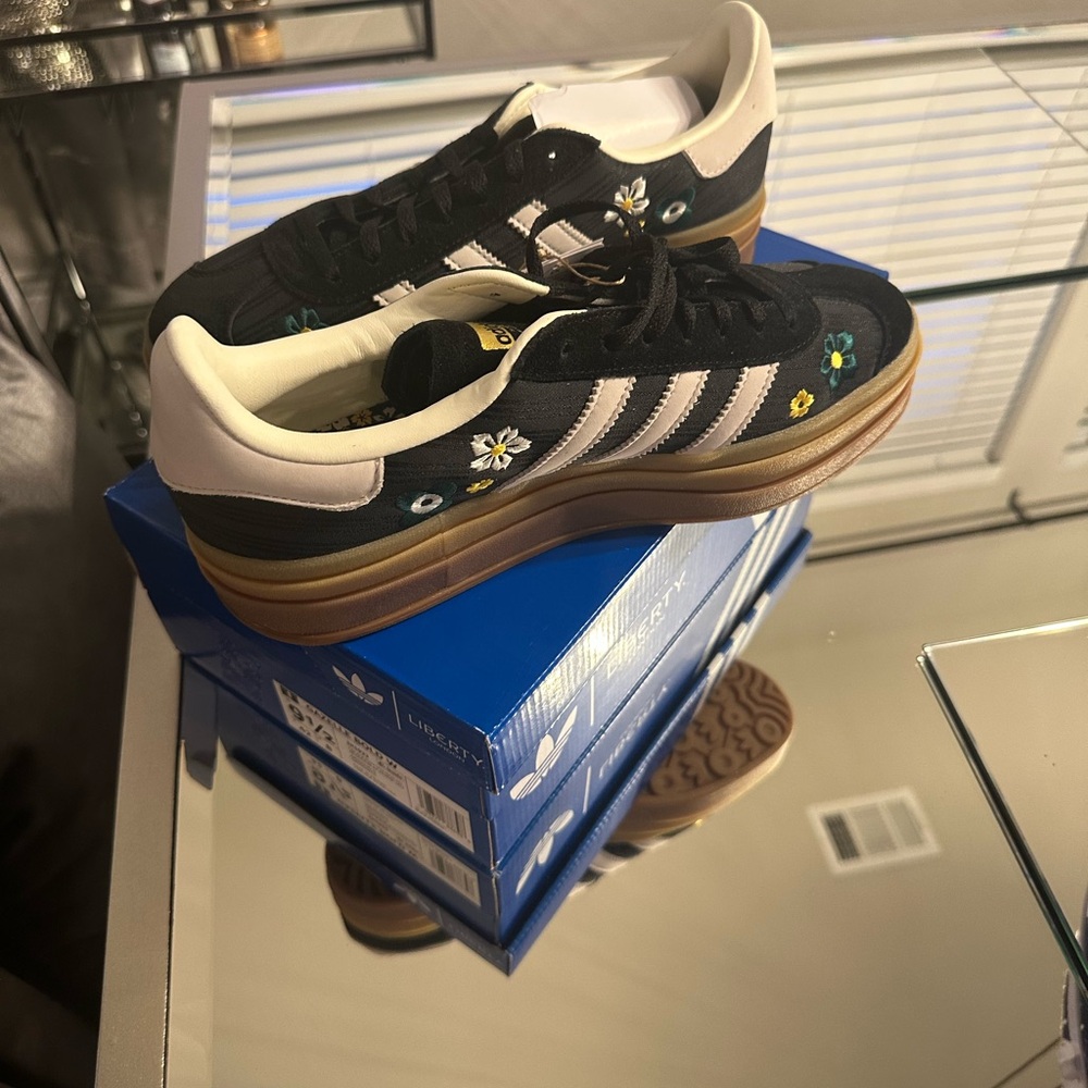 Adidas Originals x Liberty London Gazelle Bold - Picture 5 of 10